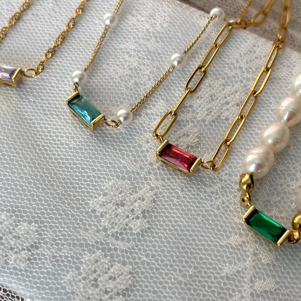 18K GOLD Baguette Birthstone Necklace   Minimalist Solitaire